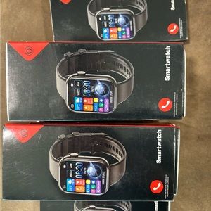 Smart watch never used still In box